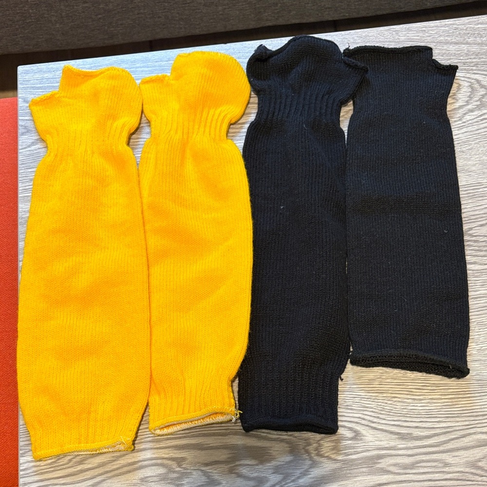 Deadstock Fingerless Knit Gloves – 2 Pairs (Black & Yellow)